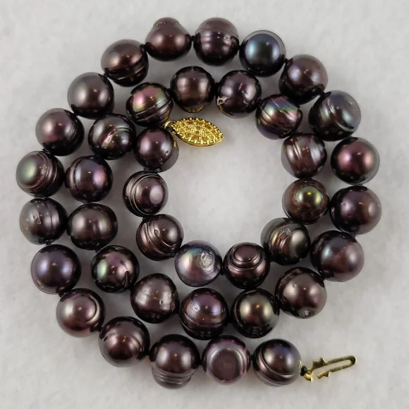 REAL 10-11mm Bordeaux Black Pearl Necklace - Picture 4 of 11